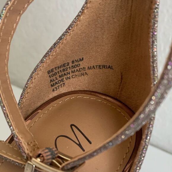 Wild Pair Sandals - Picture 4 of 8